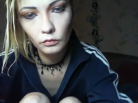 WildMissNiks online show from July 2026 07:13:01 AM