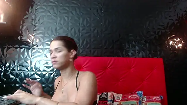 Snapshot of PINK__LOLA1 chatting on March 2025 12:00:02 AM PINK LOLA1 online show from March 2025 12:00:02 AM