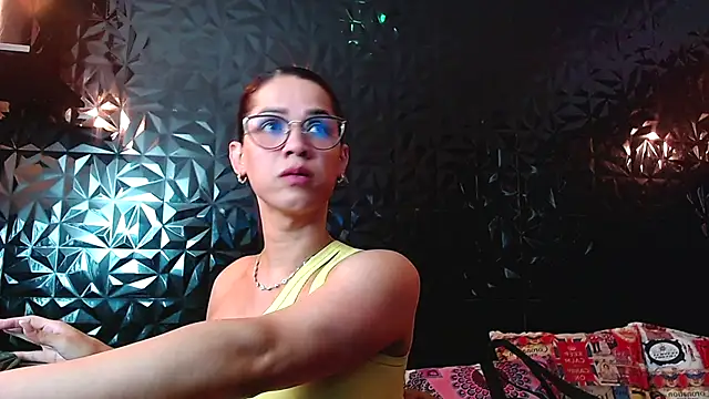 Snapshot of PINK__LOLA1 chatting on October 2025 12:17:02 AM PINK LOLA1 online show from October 2025 12:17:02 AM
