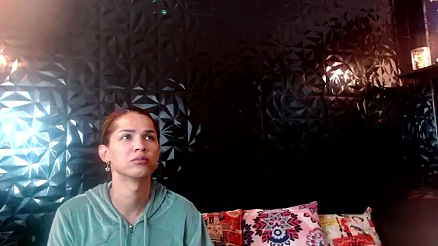 PINK  LOLA1 online show from March 2026 02:33:01 PM