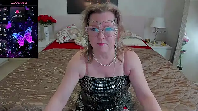 Snapshot of katysako chatting on March 2025 01:50:02 AM katysako online show from March 2025 01:50:02 AM