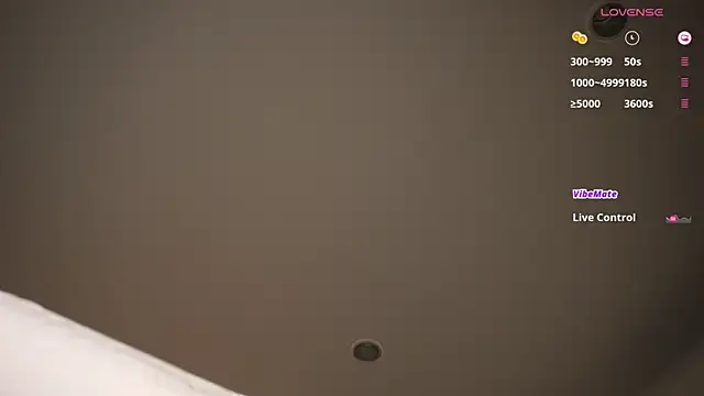 Snapshot of Amylittlestar chatting on July 2026 11:22:01 PM Amylittlestar online show from July 2026 11:22:01 PM