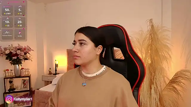 Snapshot of KallyMyller1 chatting on February 2025 07:47:02 PM KallyMyller1 online show from February 2025 07:47:02 PM