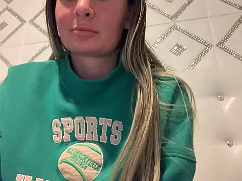 Snapshot of Alyssa_rhoades chatting on February 2025 02:28:02 AM Alyssa rhoades online show from February 2025 02:28:02 AM