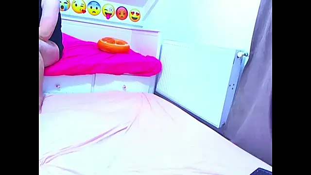 evehotty online show from March 2026 08:04:02 PM