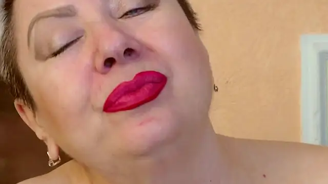 LadyPosh online show from November 2025 09:37:01 PM