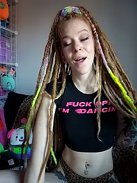 LucidLucy online show from October 2025 12:35:01 PM