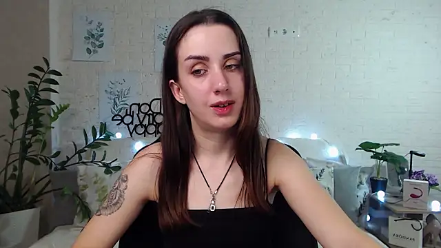 FranceskoJones online show from January 2025 02:56:01 AM