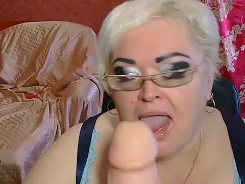 Snapshot of Iren4555 chatting on February 2025 05:30:01 AM Iren4555 online show from February 2025 05:30:01 AM