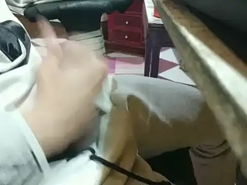 growing20yo online show from February 2025 12:09:01 AM