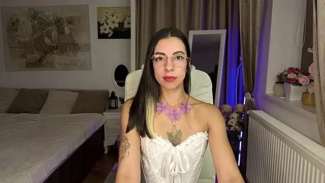 Snapshot of silver_eve chatting on October 2025 12:46:01 PM silver eve online show from October 2025 12:46:01 PM