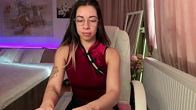 Snapshot of silver_eve chatting on December 2025 11:49:02 AM silver eve online show from December 2025 11:49:02 AM