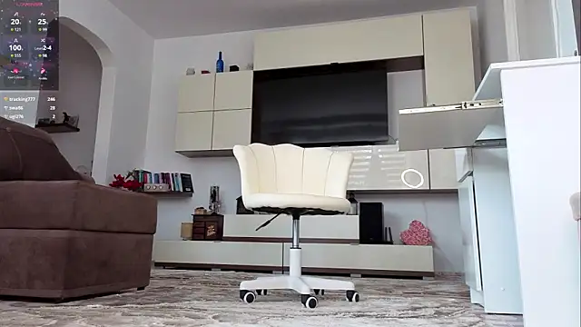 Snapshot of silver_eve chatting on April 2026 08:34:02 AM silver eve online show from April 2026 08:34:02 AM