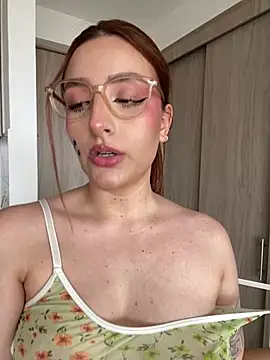 Anavi  online show from February 2026 09:33:01 PM