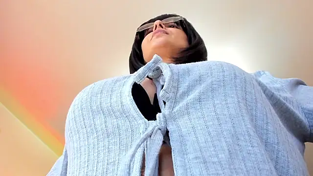 Snapshot of VICE_MASTERS chatting on February 2025 01:52:02 AM VICE MASTERS online show from February 2025 01:52:02 AM