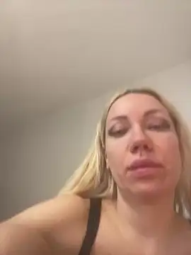 SofiaJoy online show from May 2026 11:30:02 AM