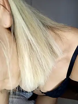 Snapshot of minikserce chatting on December 2024 03:54:02 PM minikserce online show from December 2024 03:54:02 PM