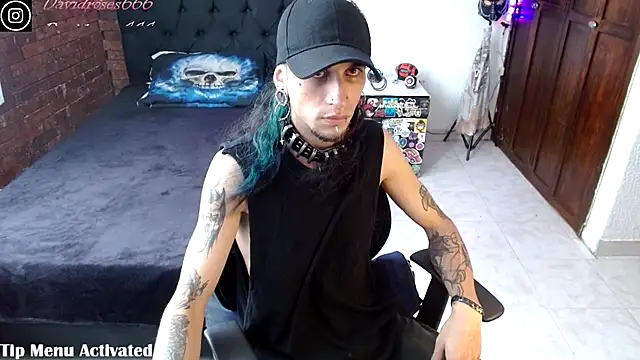 davidroses420 online show from November 2025 06:29:01 PM