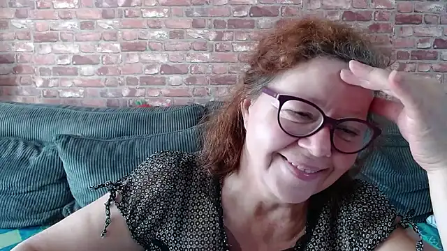 Adelewildx online show from December 2024 11:23:02 AM