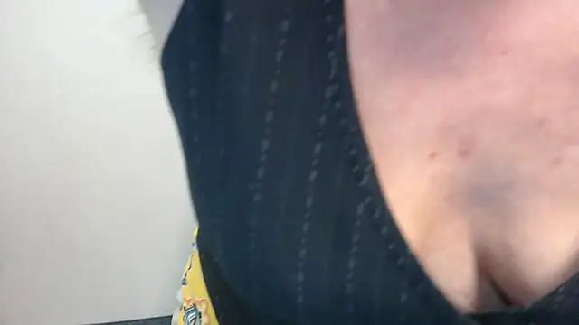 Adelewildx online show from December 2024 05:59:02 AM