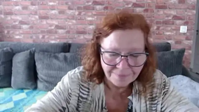 Adelewildx online show from October 2025 11:20:02 AM