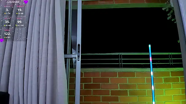 roxie gates  online show from December 2024 12:51:02 AM