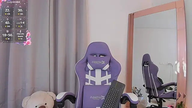 roxie gates  online show from February 2026 01:00:02 AM