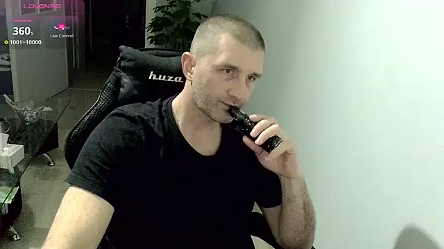 Snapshot of Maribor chatting on March 2026 11:00:02 PM Maribor online show from March 2026 11:00:02 PM