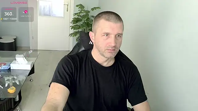 Snapshot of Maribor chatting on April 2026 11:58:01 AM Maribor online show from April 2026 11:58:01 AM