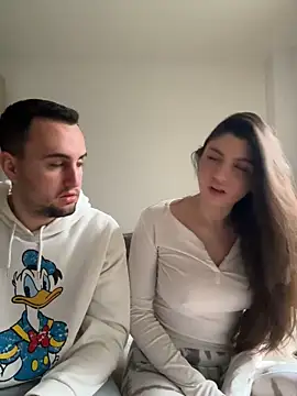 couplepenetration online show from December 2024 09:39:02 AM