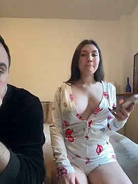 couplepenetration online show from January 2025 10:36:02 AM