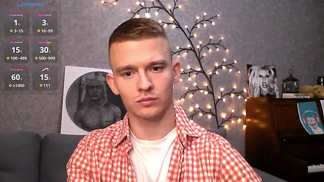 Marvelboy  online show from December 2024 10:58:02 PM