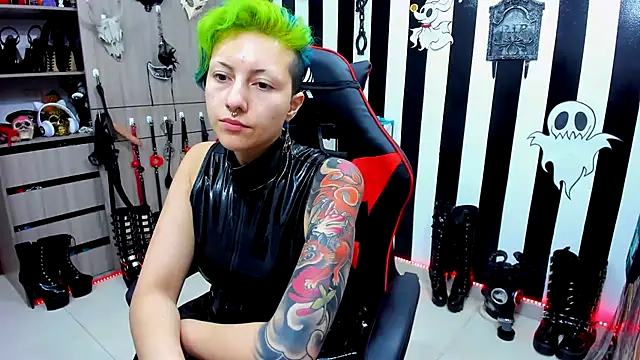 Mistress Yelena online show from December 2024 08:12:02 PM