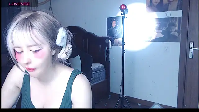 candy cola online show from November 2025 01:38:01 AM