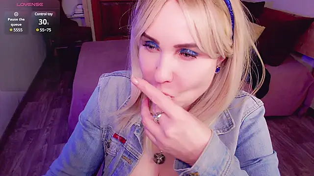 Snapshot of _unique_cam_ chatting on March 2025 07:53:01 AM unique cam online show from March 2025 07:53:01 AM