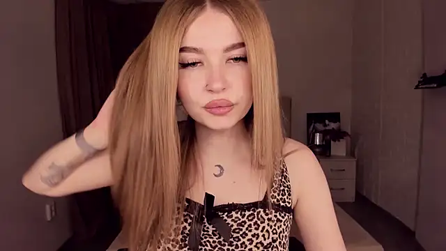 ViolettaLopez online show from January 2025 02:42:02 PM