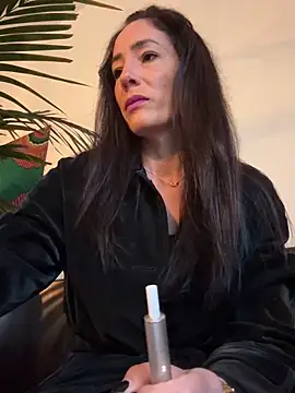 Snapshot of SweeetAlegra chatting on February 2025 05:43:02 PM SweeetAlegra online show from February 2025 05:43:02 PM