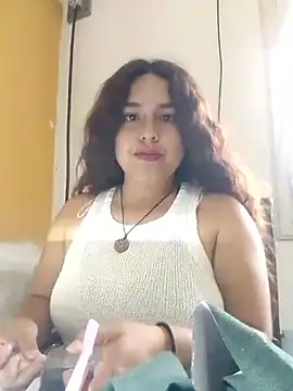 chiki-sexy online show from June 2026 06:06:02 PM