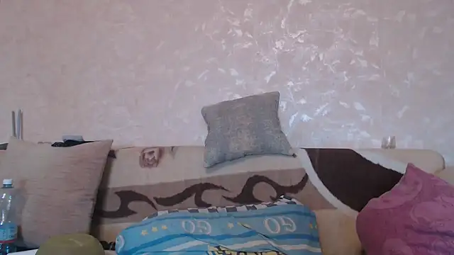 Snapshot of Amy_August chatting on October 2025 06:32:02 AM Amy August online show from October 2025 06:32:02 AM