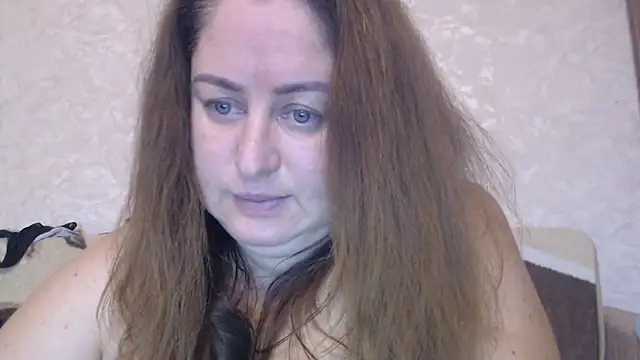 Snapshot of Amy_August chatting on October 2025 08:00:02 AM Amy August online show from October 2025 08:00:02 AM