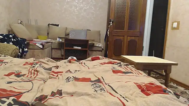 Snapshot of Amy_August chatting on November 2025 05:35:01 PM Amy August online show from November 2025 05:35:01 PM