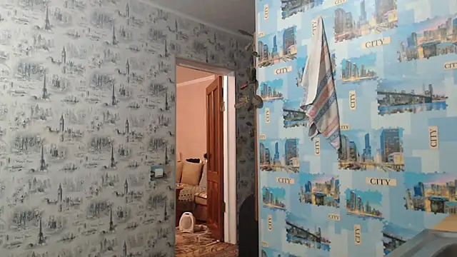 Snapshot of Amy_August chatting on November 2025 09:02:01 PM Amy August online show from November 2025 09:02:01 PM