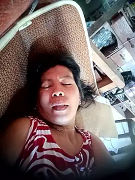 Snapshot of TropicalFlower chatting on October 2025 04:02:02 AM TropicalFlower online show from October 2025 04:02:02 AM