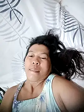 Snapshot of TropicalFlower chatting on November 2025 06:01:02 PM TropicalFlower online show from November 2025 06:01:02 PM