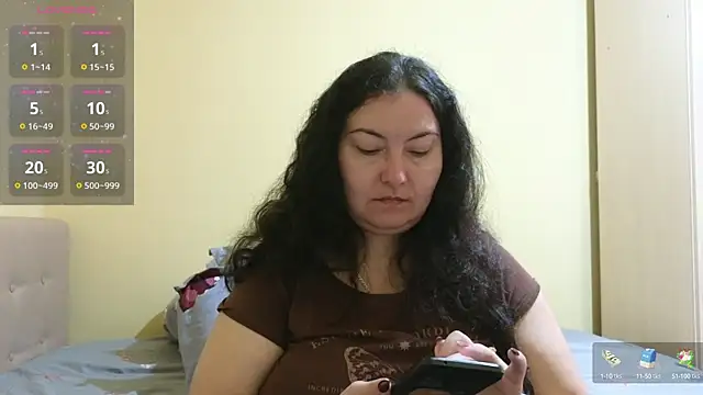 Snapshot of BBW_MILF_4U chatting on February 2025 11:31:02 AM BBW MILF 4U online show from February 2025 11:31:02 AM