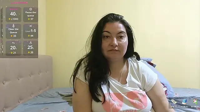 Snapshot of BBW_MILF_4U chatting on March 2025 02:34:02 PM BBW MILF 4U online show from March 2025 02:34:02 PM