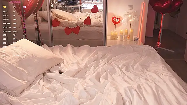 Ffoxyflame online show from February 2025 02:39:02 AM