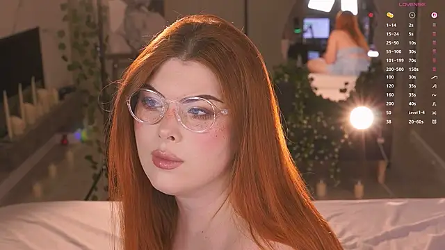 Snapshot of Ffoxyflame chatting on March 2026 10:55:01 PM Ffoxyflame online show from March 2026 10:55:01 PM