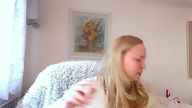 Sarah4you online show from February 2025 02:19:02 PM