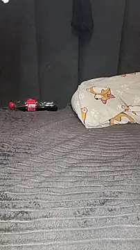 Krasav4ik4ik online show from December 2025 10:28:01 PM